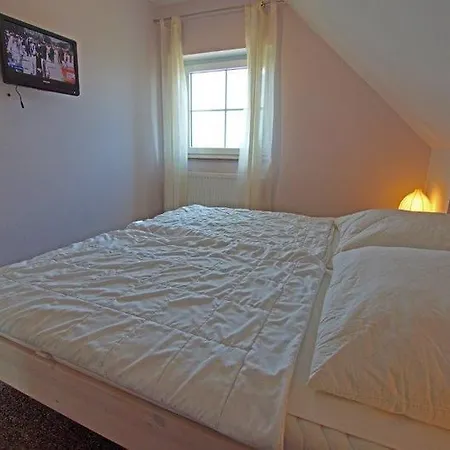 Ferienhaus Ostseelandhaus Jenny * Klutz